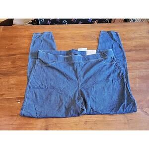 HUE Women's Classic Smooth Denim Leggings Medium Wash Plus 3x